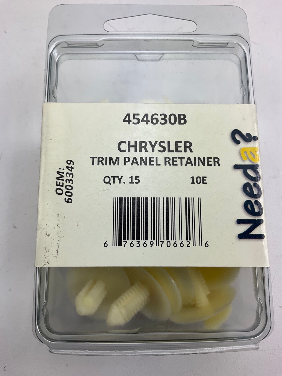 Needa 454630B Interior Trim Retainer Clips For Chrysler, Replace 6003349 - 15 Pc