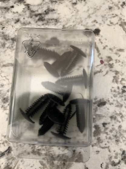 10 PC Needa 455150B (390018S)  Ford Push Style Retainer Clips