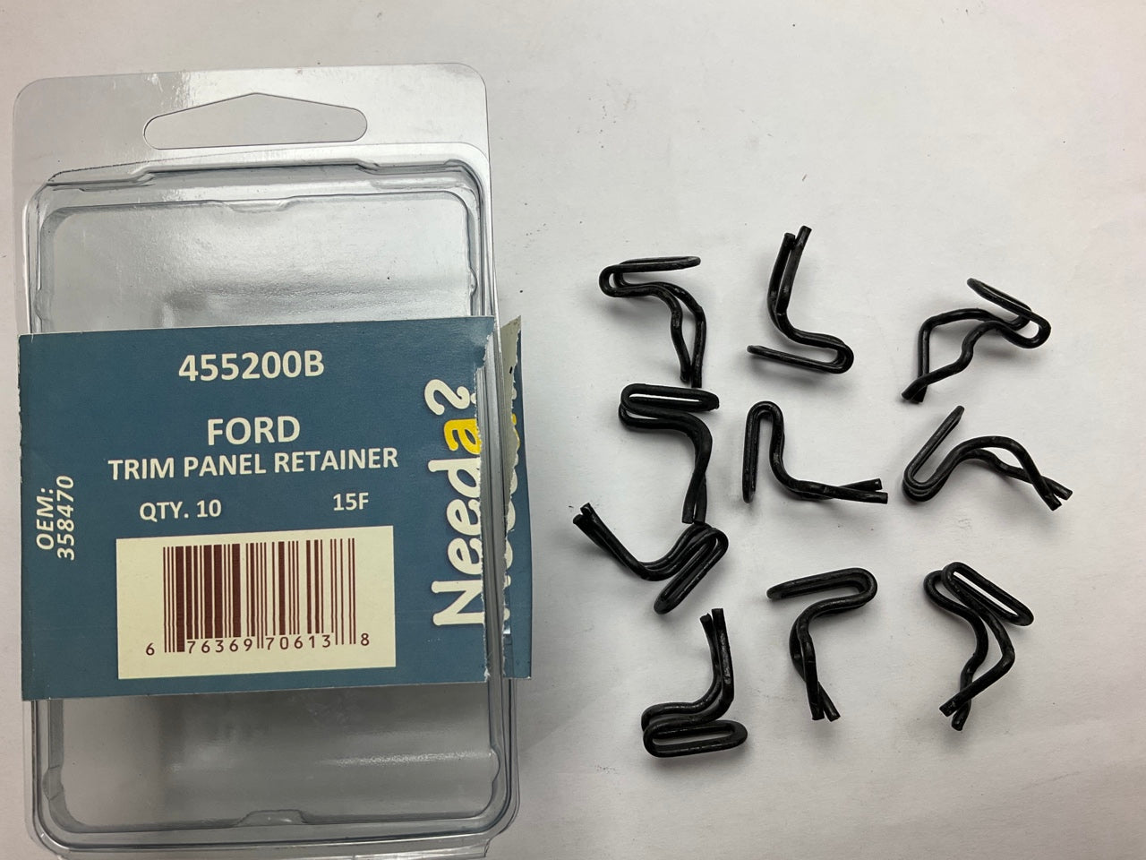 Needa 455200B Door Panel Trim Retainer Clips Replaces # Ford 358470 - 10 Pack