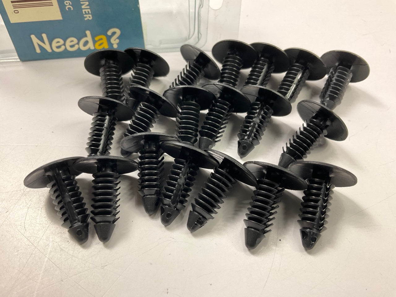 Needa 456803B Universal Ford Trim Panel Retainer Clips - 20 PACK