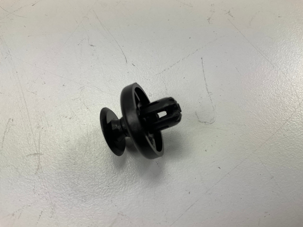 Needa 465580B Push Type Retainer Clips, Replaces Toyota 90467-10183 - 20 PACK