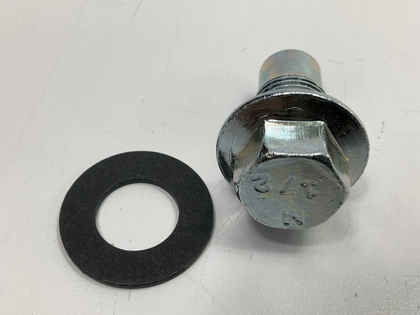 Needa 6720261 Oil Drain Plug - 1/2''-20; PILOT POINT