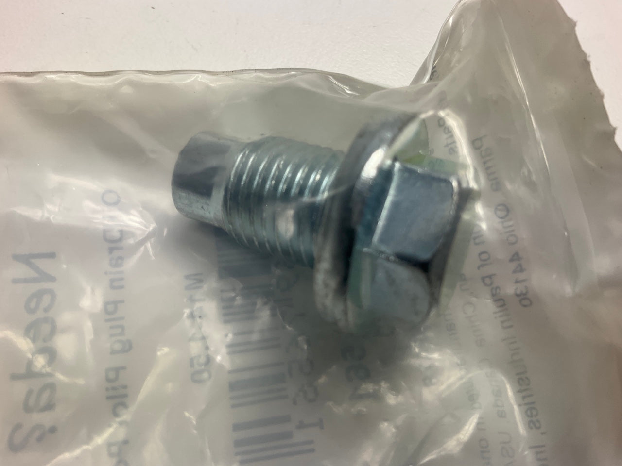 Needa 6721561 Engine Oil Drain Plug
