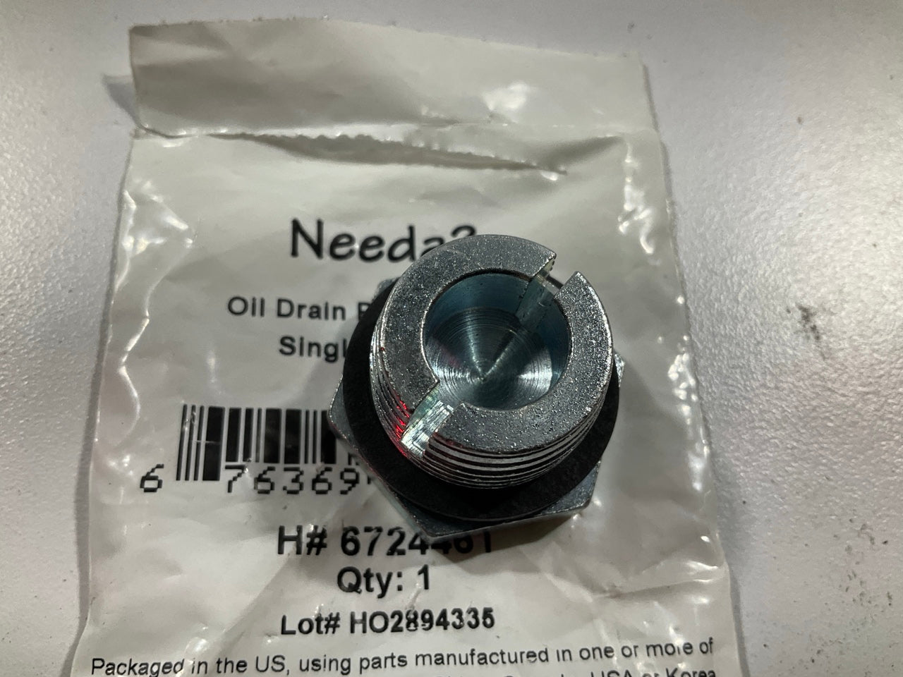 Needa 6724461 Universal Oversize Engine Oil Drain Plug - 7/8''-14