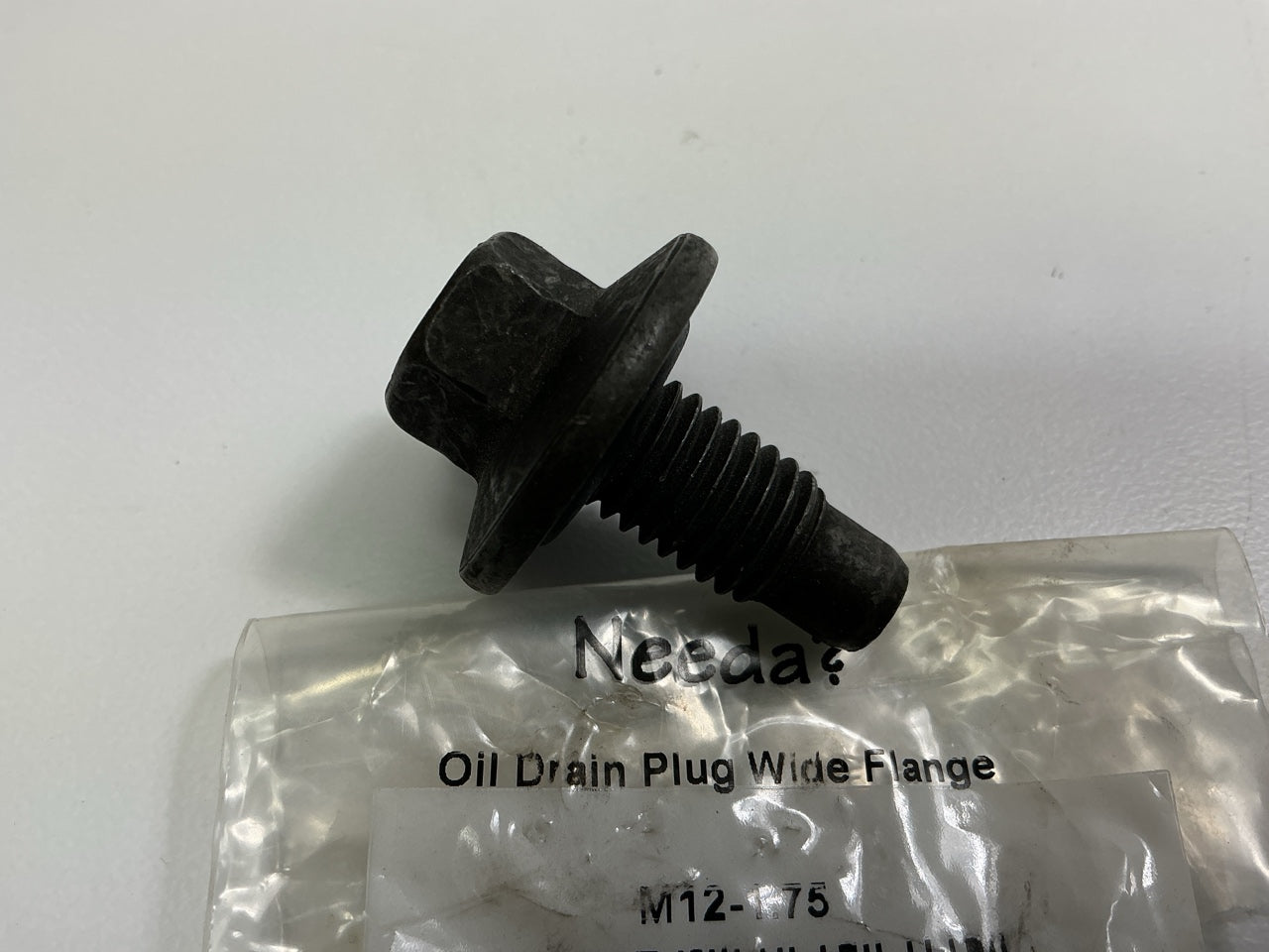 Needa 6730861 Oil Drain Plug - Inset Gasket, Wide Flange, M12-1.75