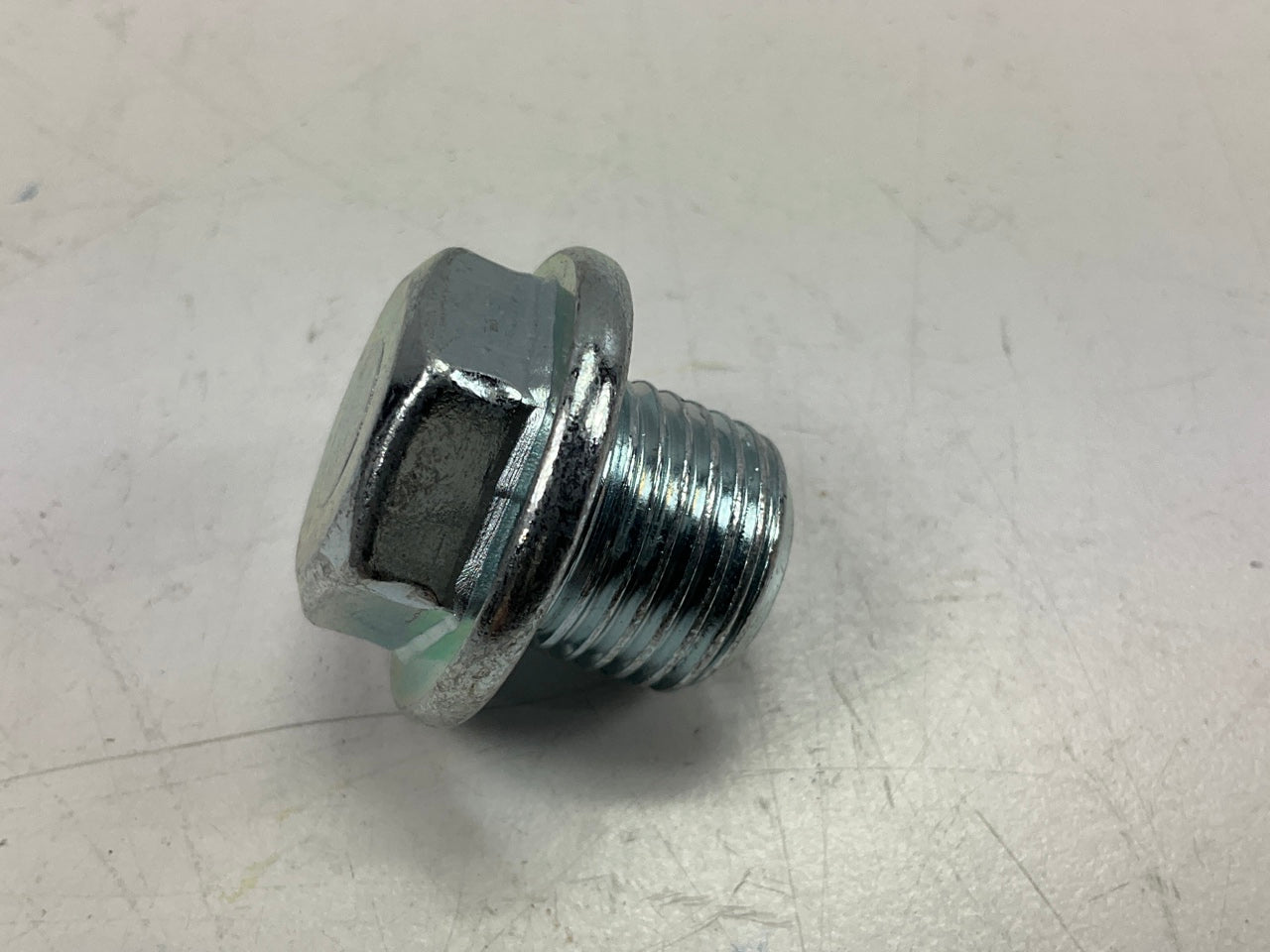 Needa 6731661 Engine Oil Drain Plug