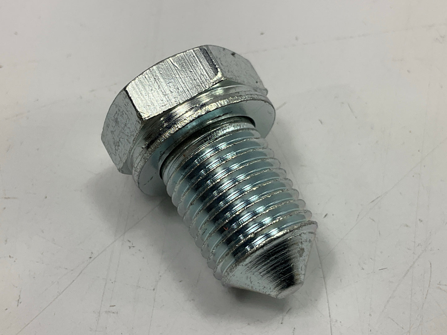 Needa 6731961 Oil Drain Plug - Floating Washer, M14-1.50