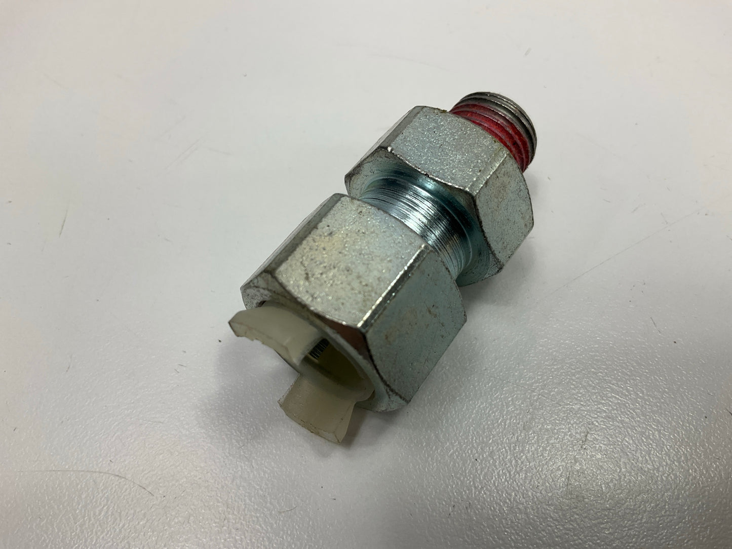 Needa 800-602 Automatic Transmission Oil Cooler Coolant Line Connector 3/8''