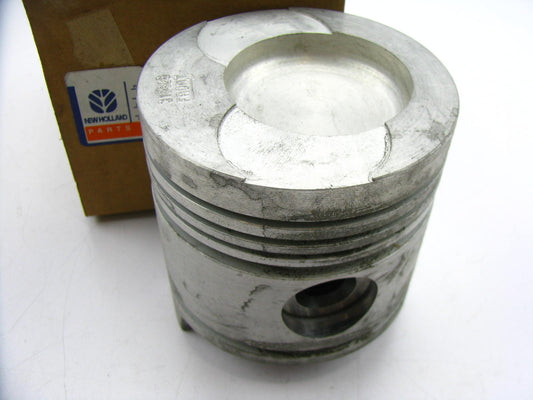 NEW - OEM 313879 Engine Piston - Standard For 801 901 4000 Tractor