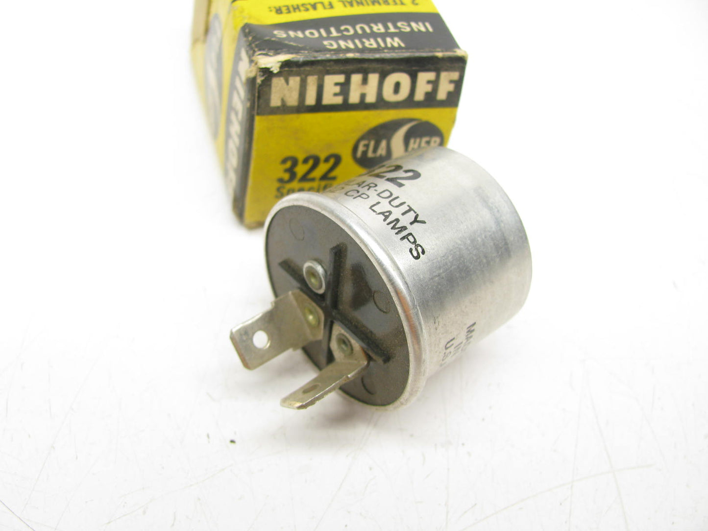 Vintage Niehoff 322 Turn Signal Flasher, 14 Amp  (2-3 Lamps, 2-6 Hazards)