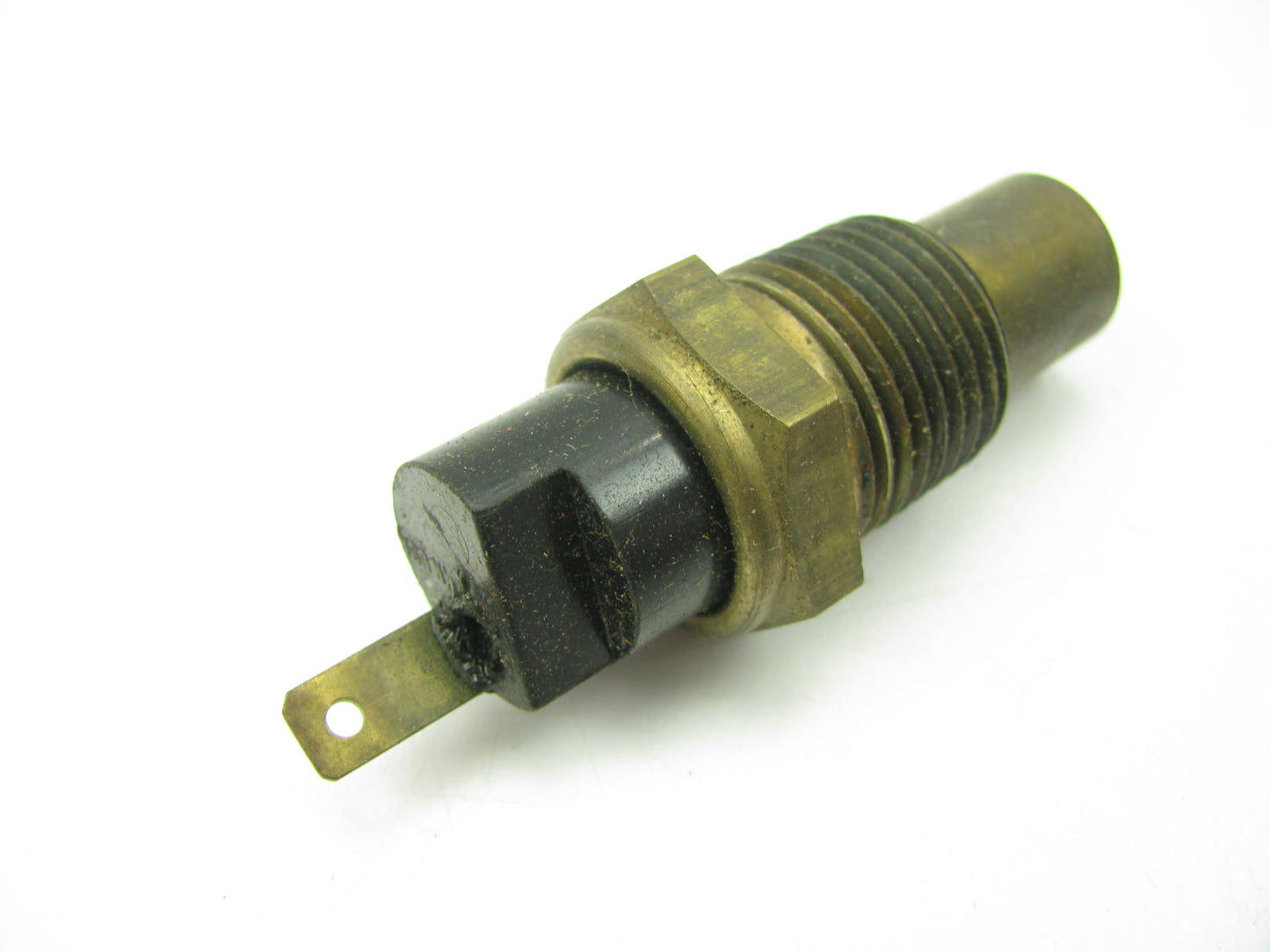 Niehoff DR-137C Engine Coolant Temperature Sender Switch Sensor