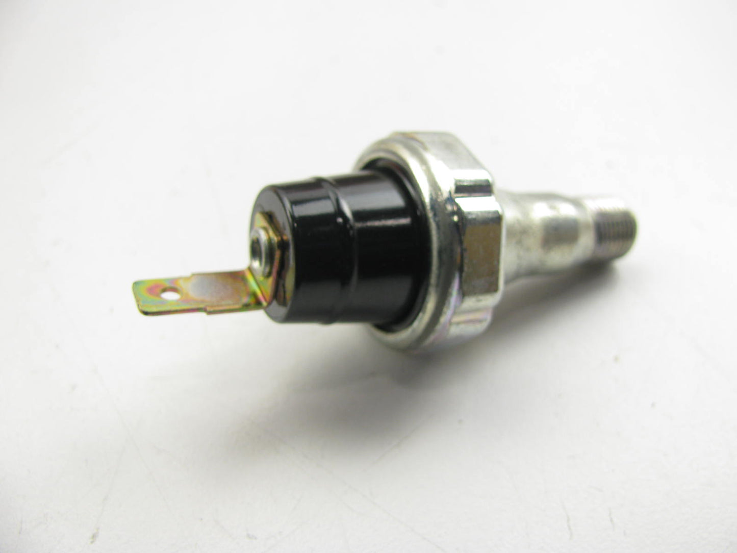 Niehoff Engine Oil Pressure Sender Switch For Dash Light  DR133B