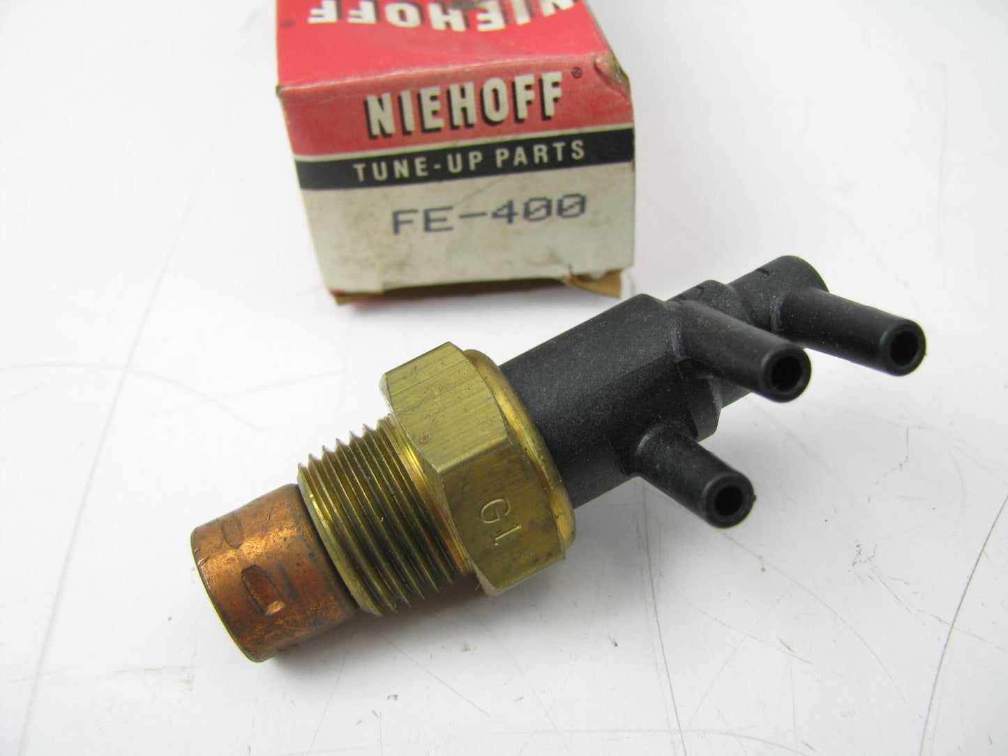 Niehoff FE-400 Ported Vacuum Switch - 3 Port