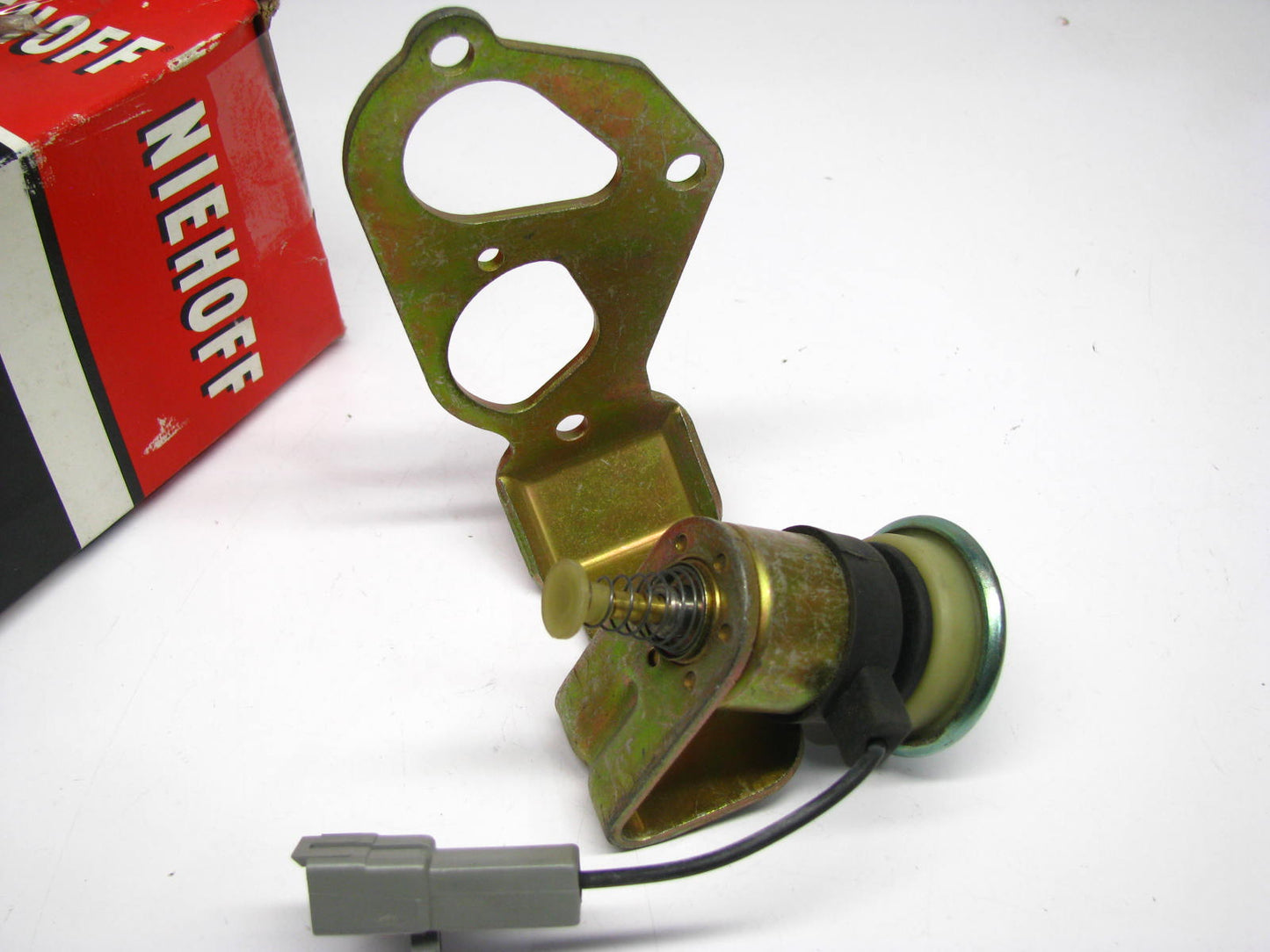 85-86 Ford Truck 370 429 6.1L 7.0L Carburetor Idle Stop Solenoid For Holley 4180