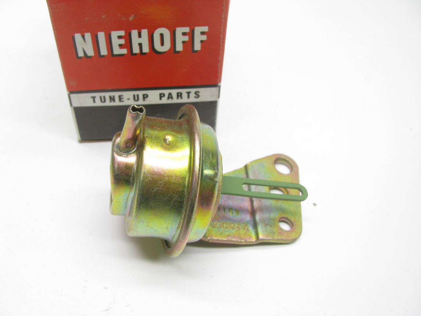 Niehoff FS127 Carburetor Choke Pull-Off - Secondary - Rochester 2-BBL