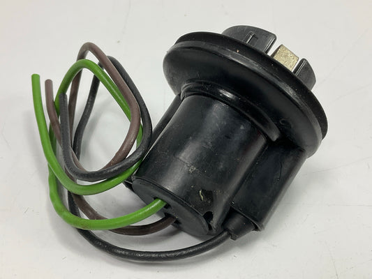 Niehoff LS-582 Light Bulb Lamp Pigtail Socket