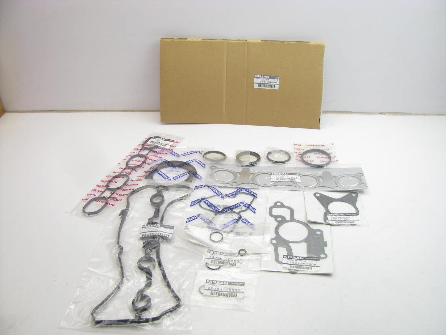 NEW OEM GENUINE Engine Overhaul Gasket Kit For 2007-2012 Nissan Sentra 2.0L 2.5L