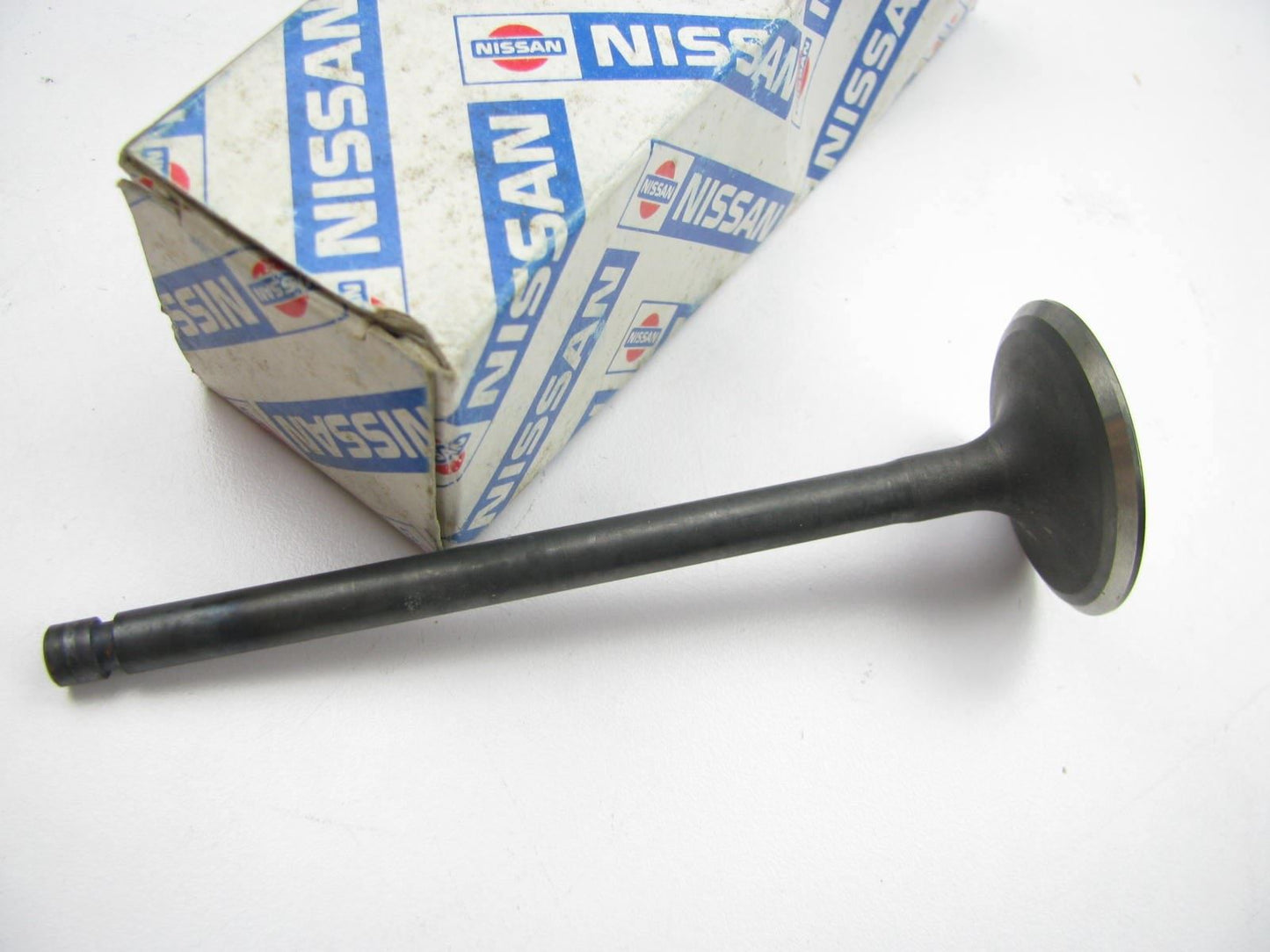 New Genuine Engine Intake Valve OEM For 1984-1989 Nissan 1.6L 13201-69A00