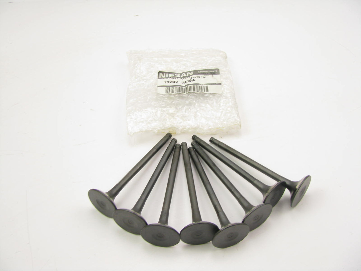 (8) NEW GENUINE Engine Exhaust Valves OEM For 2007-2013 Nissan 2.5L QR25DE