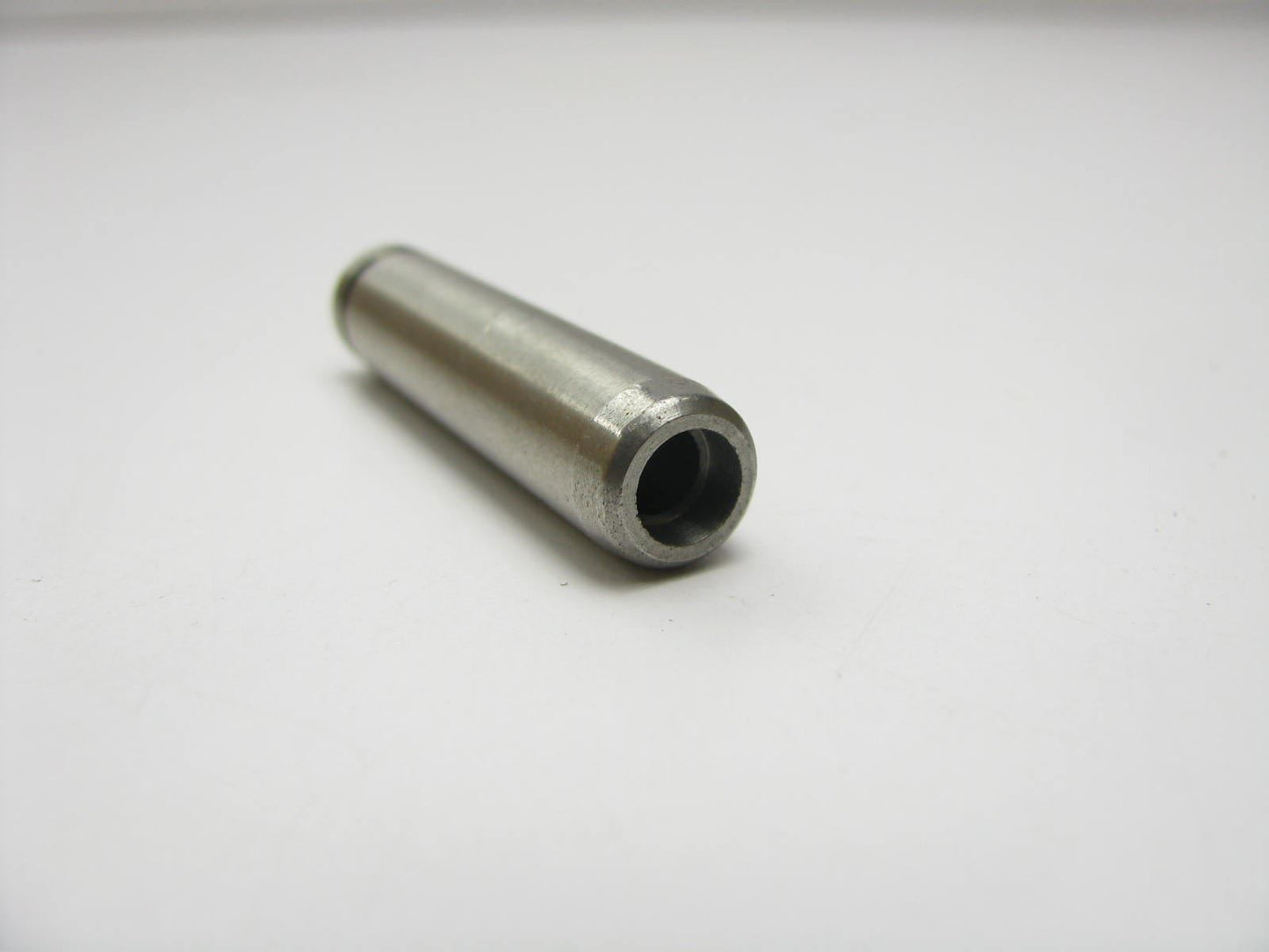 NEW GENUINE EXHAUST Valve Guide OEM For Nissan MR18DE MR20DE  13213ZJ80A