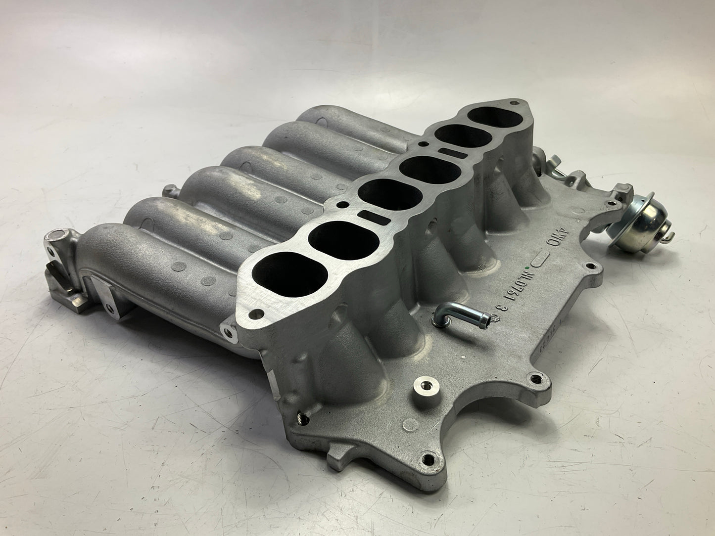 NEW Lower Intake Manifold Plenum OEM For 01-04 Pathfinder 3.5L VQ35DE 140104W02A