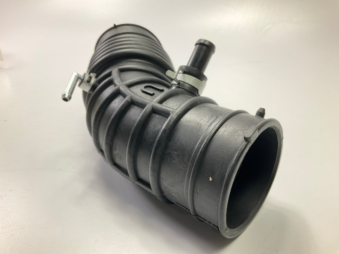 NEW Engine Air Cleaner Air Intake Hose OEM For 1999-02 Infiniti G20 16578-7J400