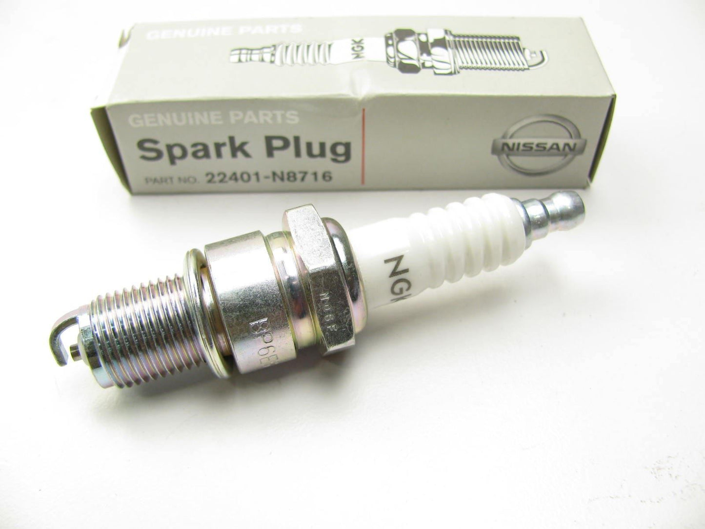 (1) NGK BP6ES-11 Spark Plug OEM For 75-81 Datsun 2.0L-L4 2.4L 2.8L-L6 22401N8716