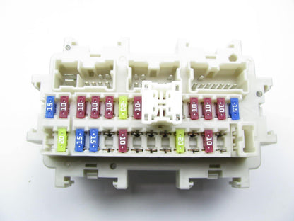 New Interior Instrument Panel Fuse Box Junction Block For 2011-2014 Nissan Quest