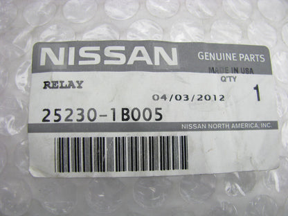 New Genuine HeadLamp Light Relay OEM For 1995-2003 Nissan Quest 252301B005