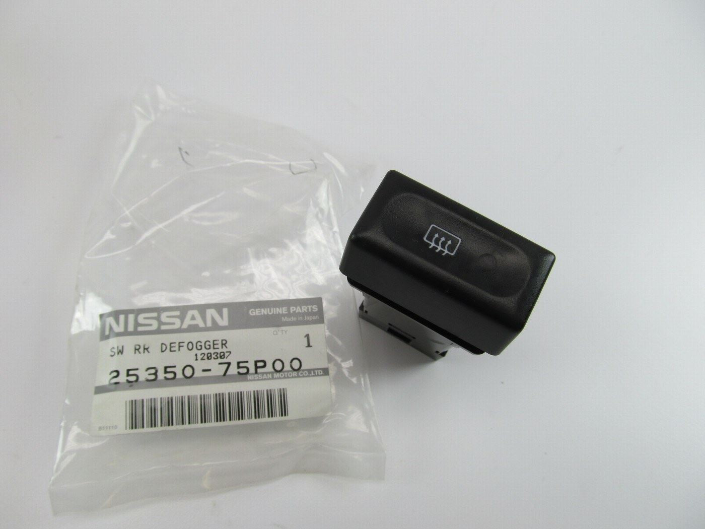 NEW GENUINE Rear Window Defroster Switch OEM For 94-95 Nissan Pathfinder