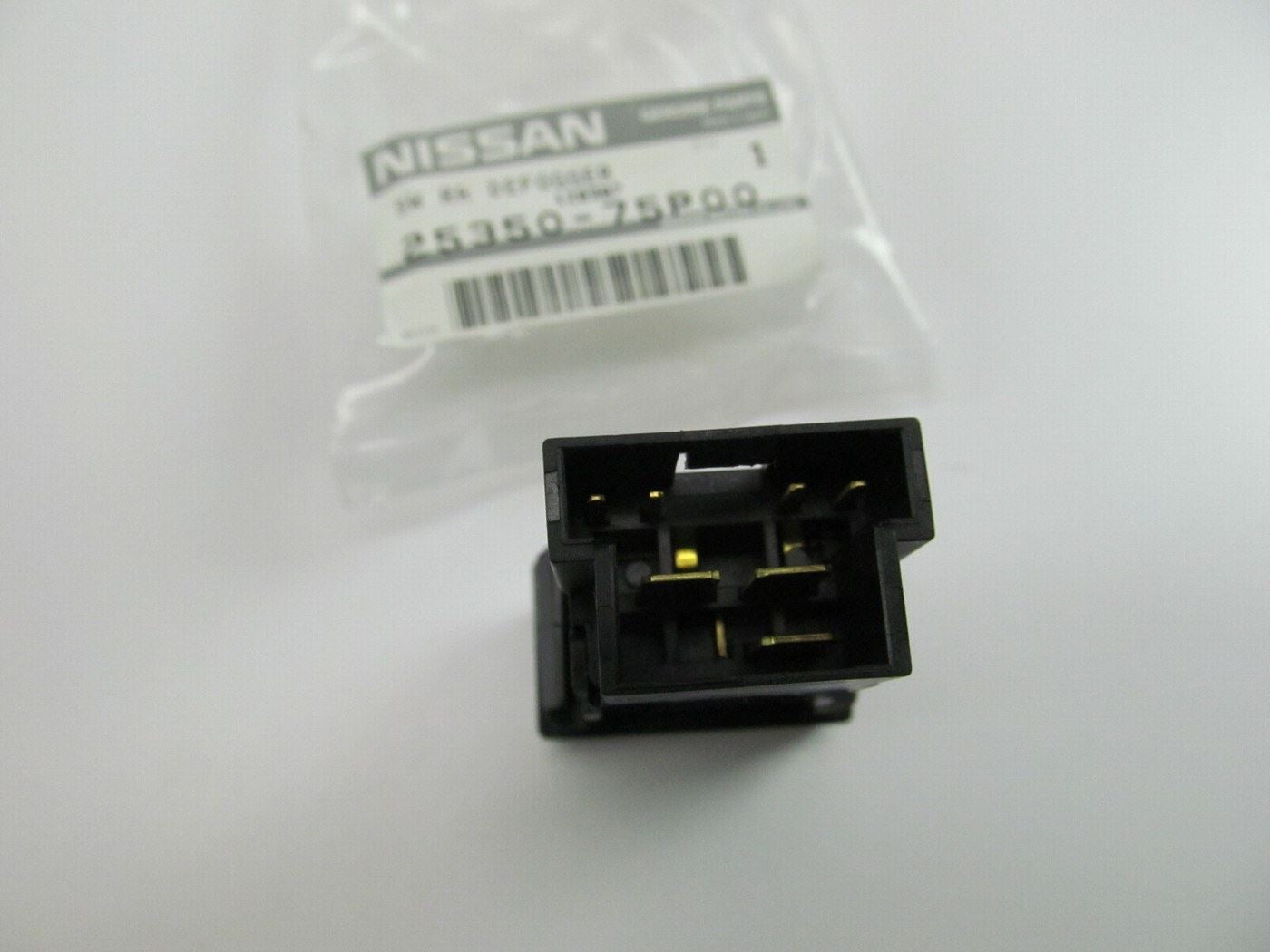 NEW GENUINE Rear Window Defroster Switch OEM For 94-95 Nissan Pathfinder