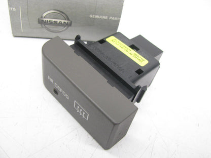 NEW - OEM 25350-7B001 REAR Defogger Switch For 1999-2003 Nissan Quest