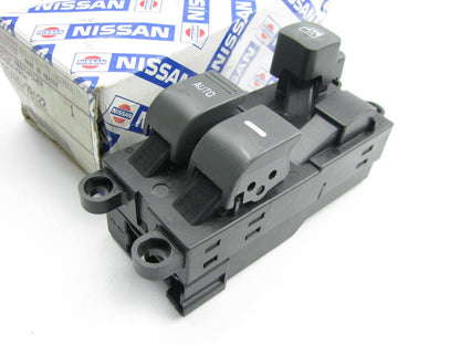New OEM Front Left Side Main Power Window Switch For 99-01 Quest 254017B122
