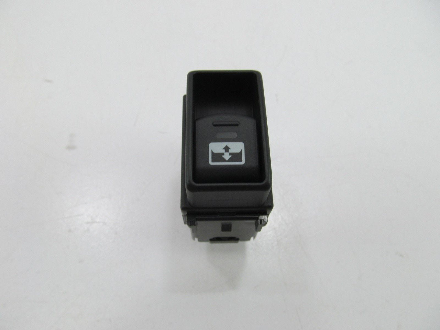 NEW Rear Back Glass Window Switch For 2009-2015 Nissan Titan (w/o Sunroof ONLY)