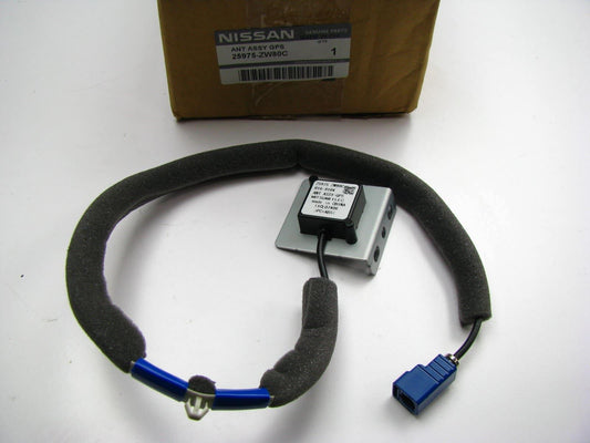 NEW - OEM 25975-ZW80C GPS Navigation System Antenna For 2010-2013 Nissan Versa