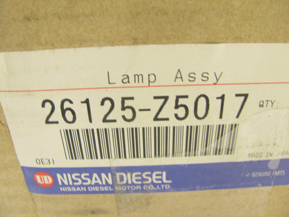 NOS - OEM 26125-Z5017 Front Left Turn Signal Parking Lamp 89-94 UD Truck 2-Wire