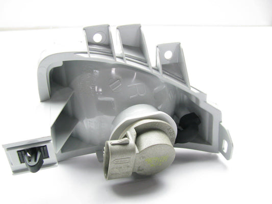 NEW GENUINE Right Passengers Side Turn Signal Light Lamp OEM For 1996-1998 Quest