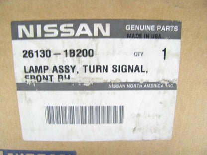 NEW GENUINE Right Passengers Side Turn Signal Light Lamp OEM For 1996-1998 Quest