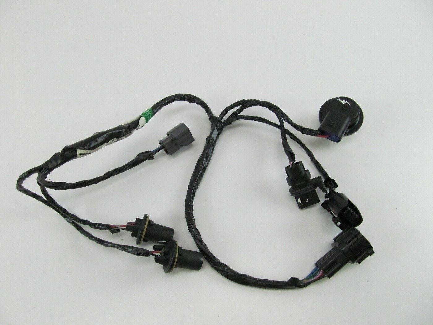 NEW - OEM 26242-7S600 License Plate / Headlamp Harness