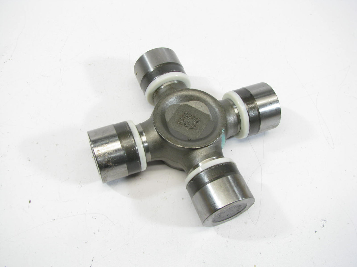 NEW GENUINE Propeller Shaft U-Joint OEM For 2017-2018 Nissan Titan, Titan XD