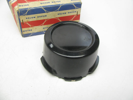 NOS - OEM 40342-07W00 Wheel Center Cap For 1981-1983 Datsun 720 Pickup