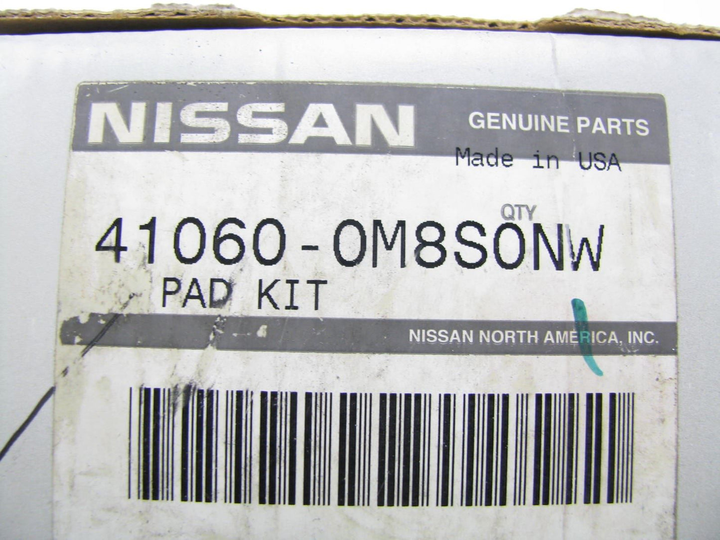 NEW GENUINE Front Disc Brake Pads OEM For Nissan 41060-0M8S0NW