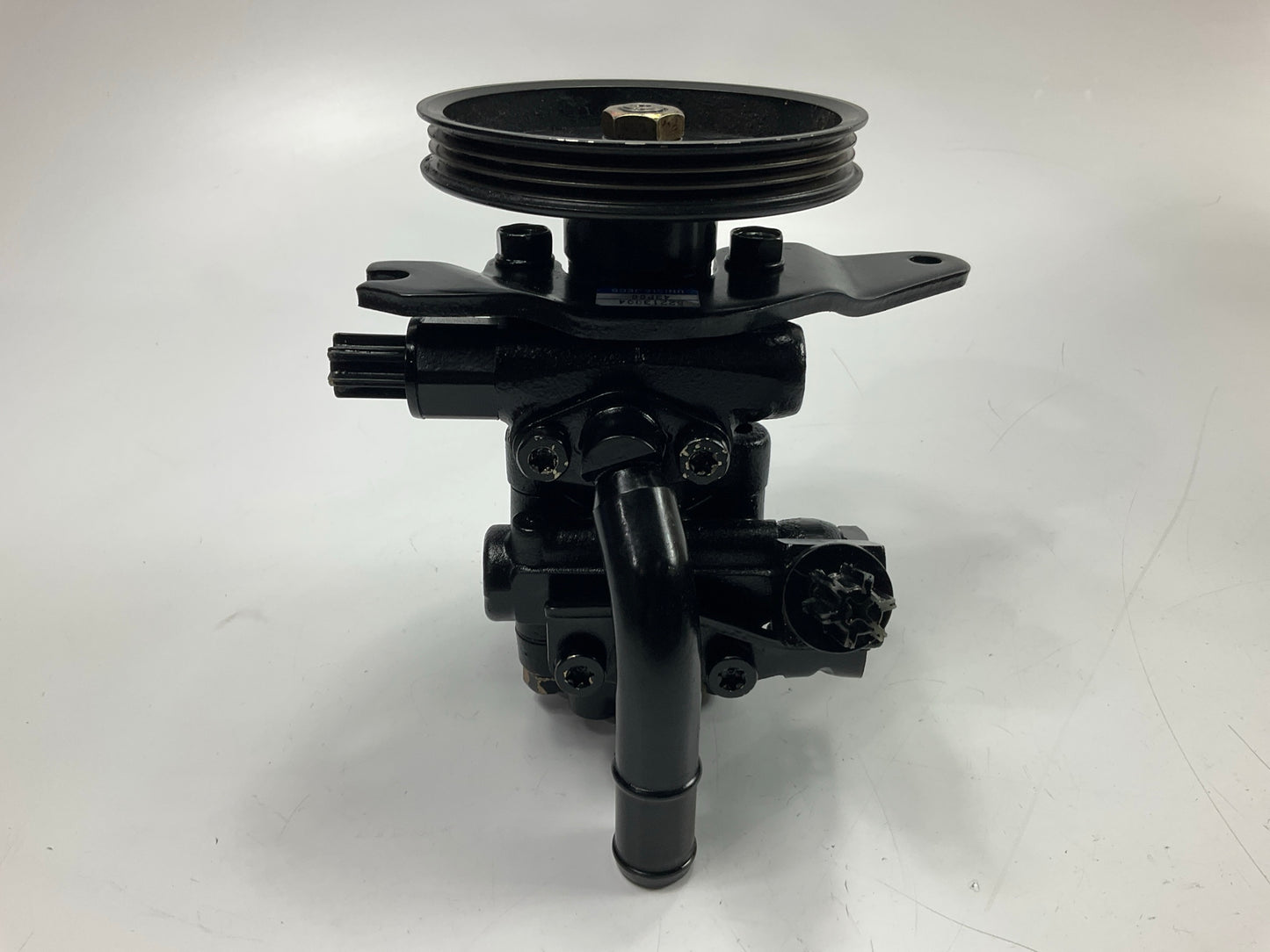 NOS 4911040P00 Power Steering Pump OEM For 1996 Nissan 300zx Z32