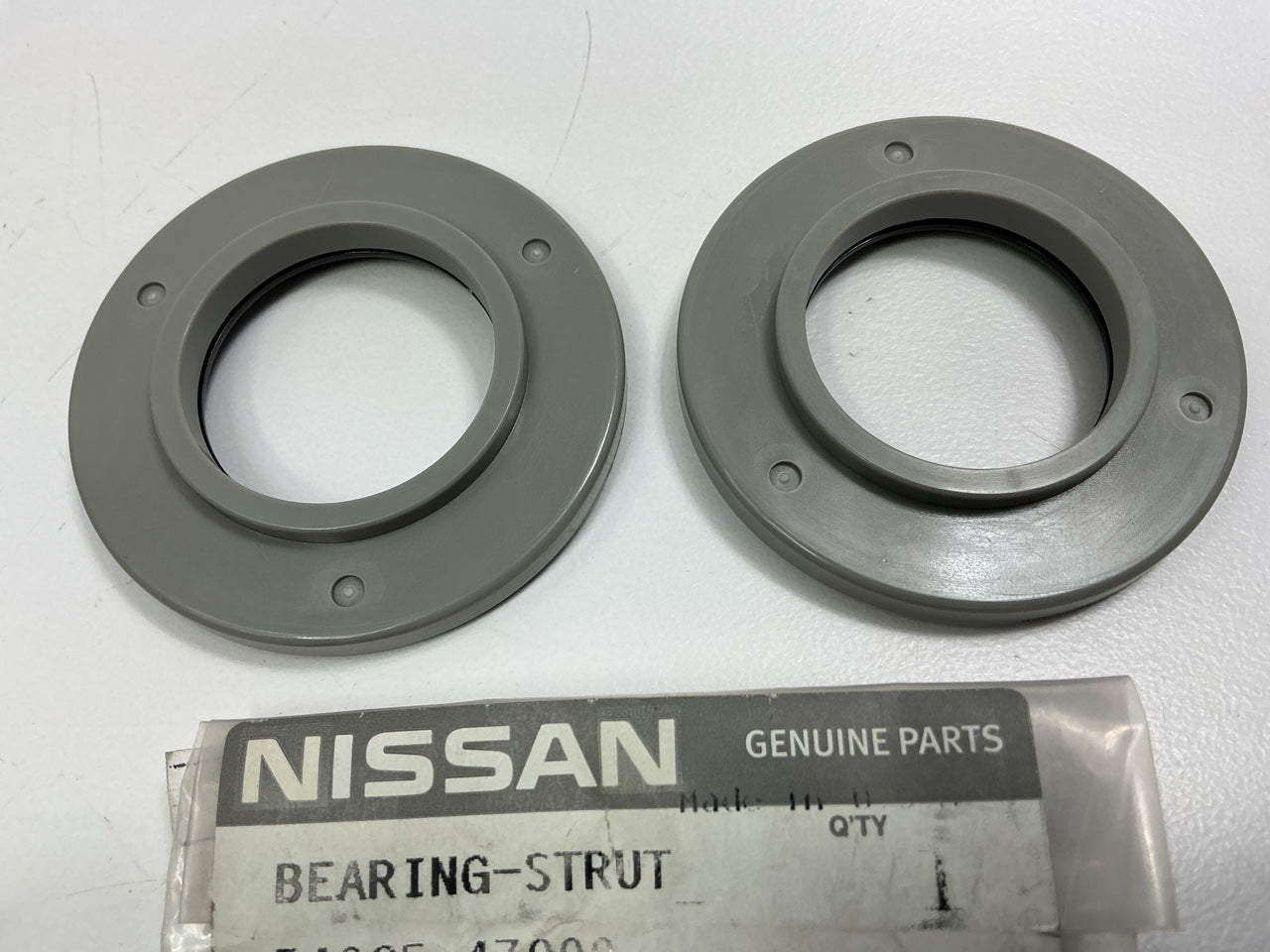 (2) Front Suspension Strut Mount Bearings OEM For 2000-2006 Sentra 543254Z000