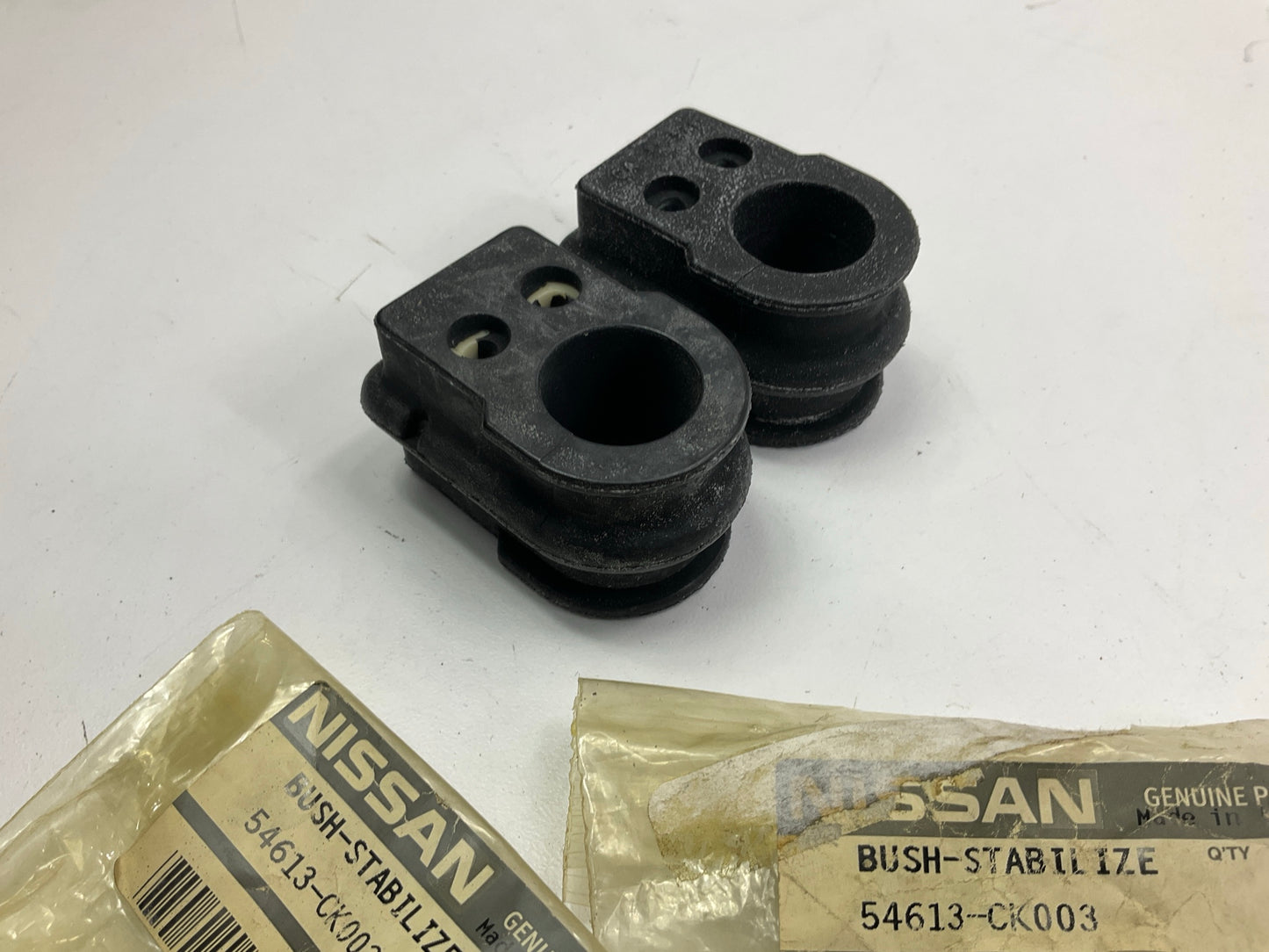 (2) NEW Front Stabilizer Sway Bar Bushing OEM For 04-09 Nissan Quest 54613-CK003