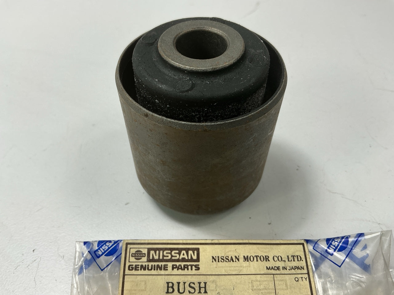 NEW OEM Rear Lateral Control Rod Arm Bushing For 1987-1995 Nissan Pathfinder