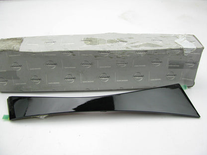 NEW Front Fender Right Passengers Side Moulding Strip OEM For 1998-2001 Frontier