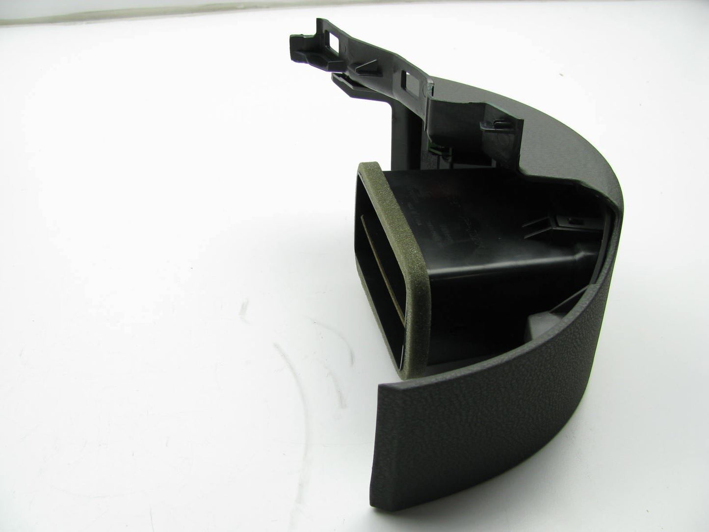 NEW Passengers Right Side A/C Air Vent Outlet Trim Panel For 2005-11 Pathfinder