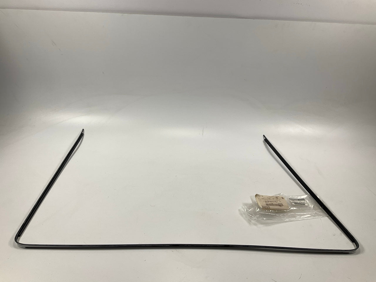 NOS 7282501P00 Spacer Windshield Glass Moulding Fastener OEM For 84-89 300zx Z31