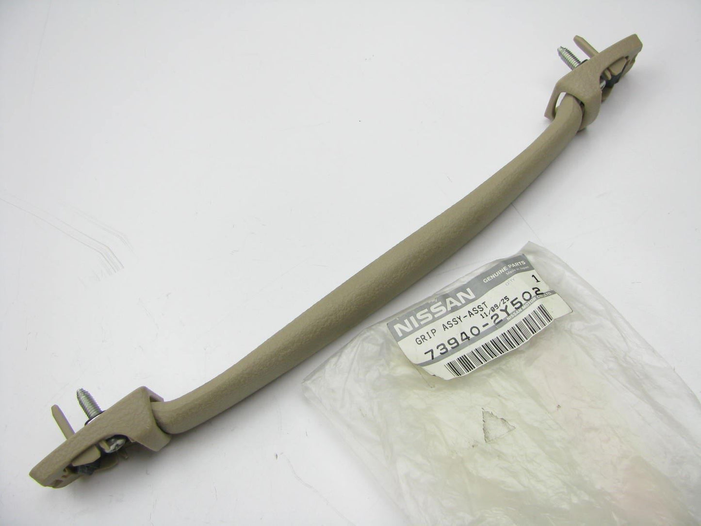 NEW GENUINE REAR Assist Grab Handle Bar BEIGE OEM For Nissan 73940-2Y502